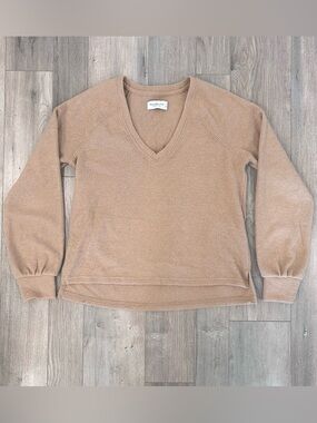 Abercrombie & Fitch Women’s V-Neck Sweater in Camel Tan